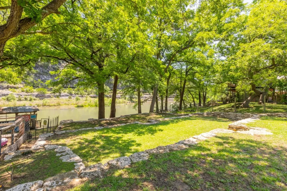 8560 RIVER RD ROAD New Braunfels, TX 78132