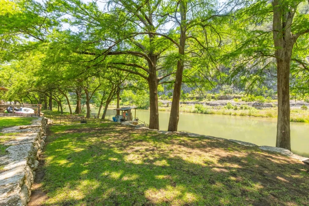 8560 RIVER RD ROAD New Braunfels, TX 78132