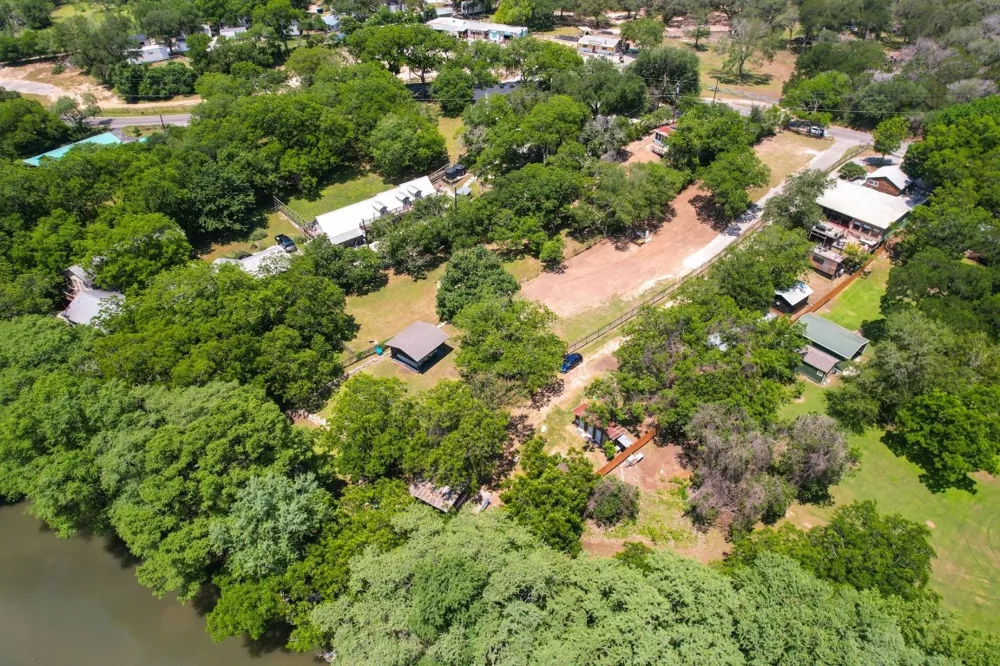 8560 RIVER RD ROAD New Braunfels, TX 78132