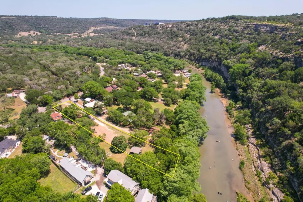 8560 RIVER RD ROAD New Braunfels, TX 78132