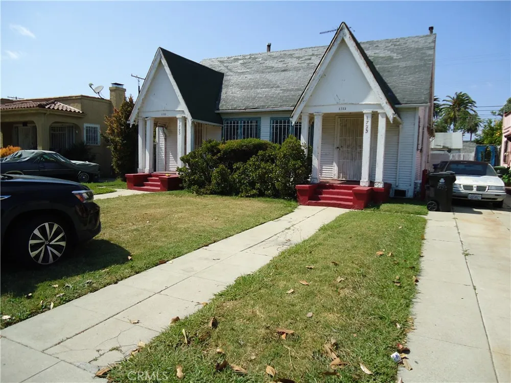 1723 browning blvd. Los Angeles, CA 90062