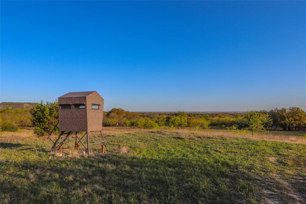 1952 FM 1689 Comanche, TX 76442
