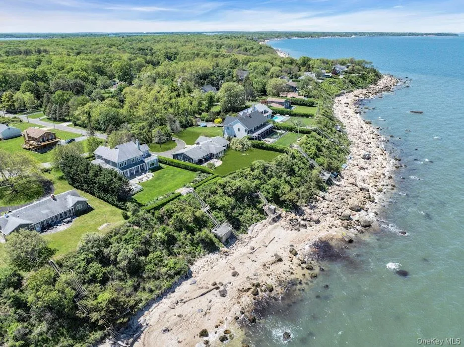 2100 Sound Drive Greenport, NY 11944