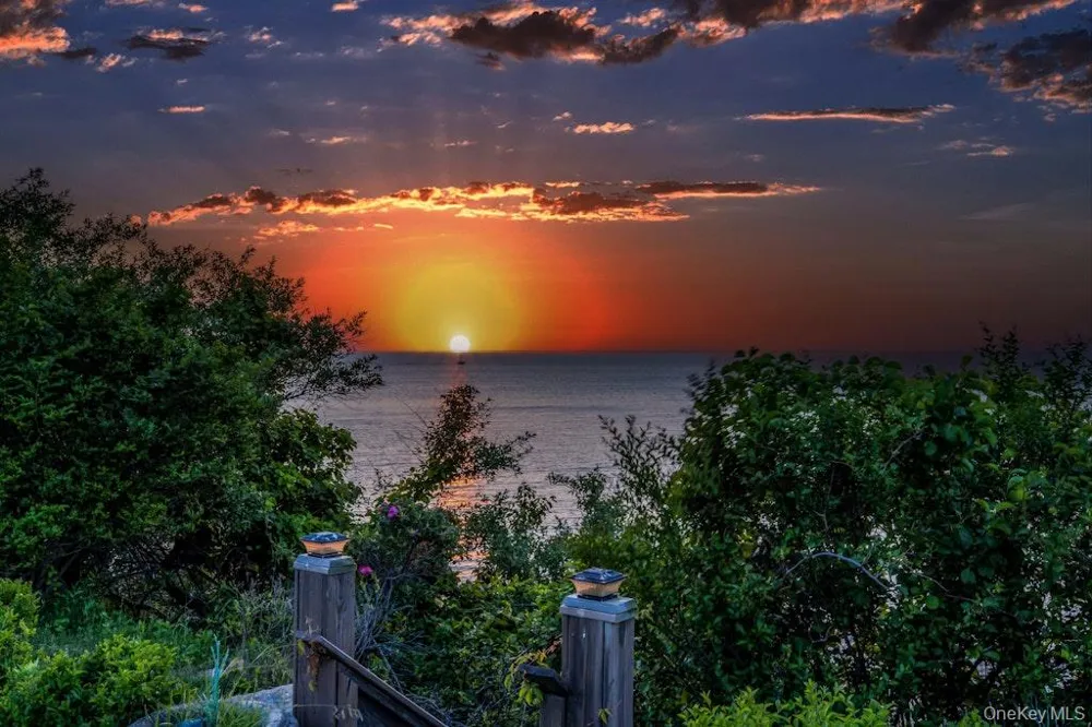 2100 Sound Drive Greenport, NY 11944