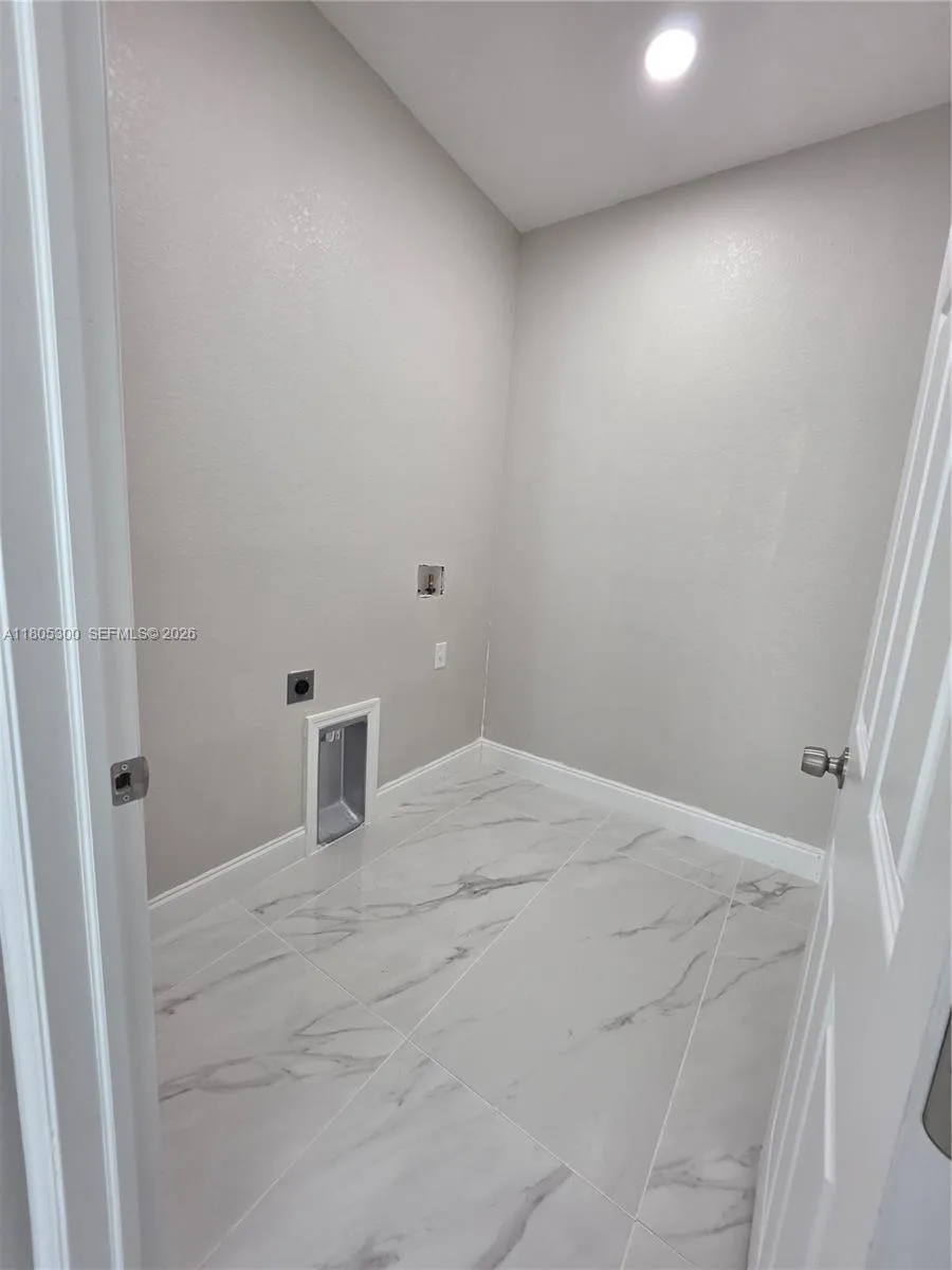 326 Nathan Ave Lehigh Acres, FL 33974