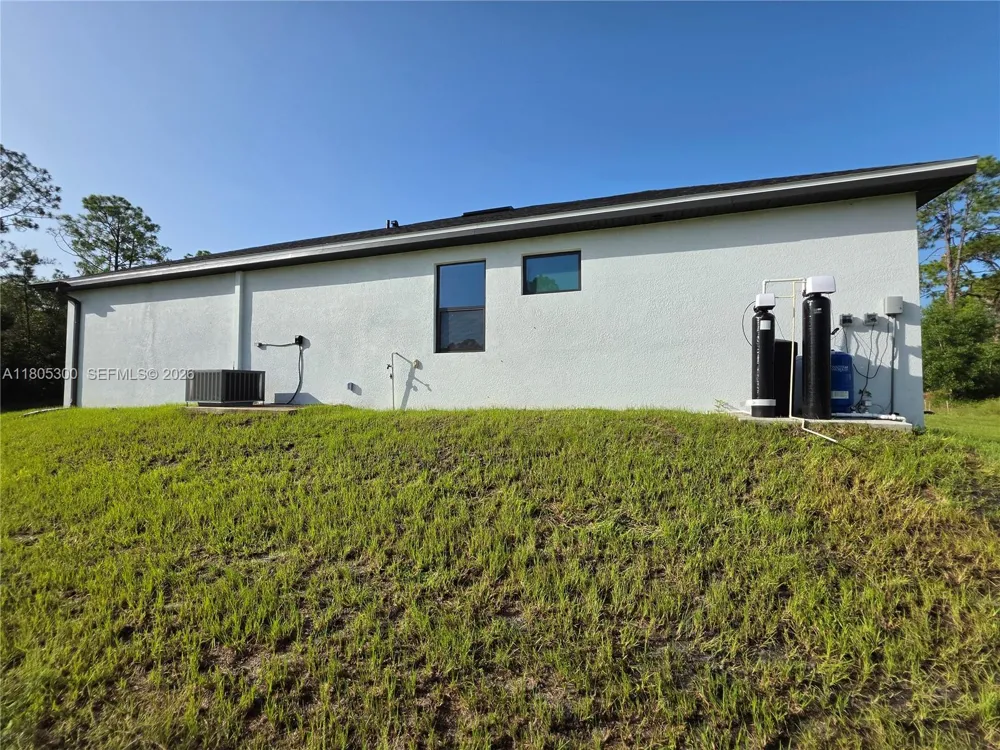 326 Nathan Ave Lehigh Acres, FL 33974