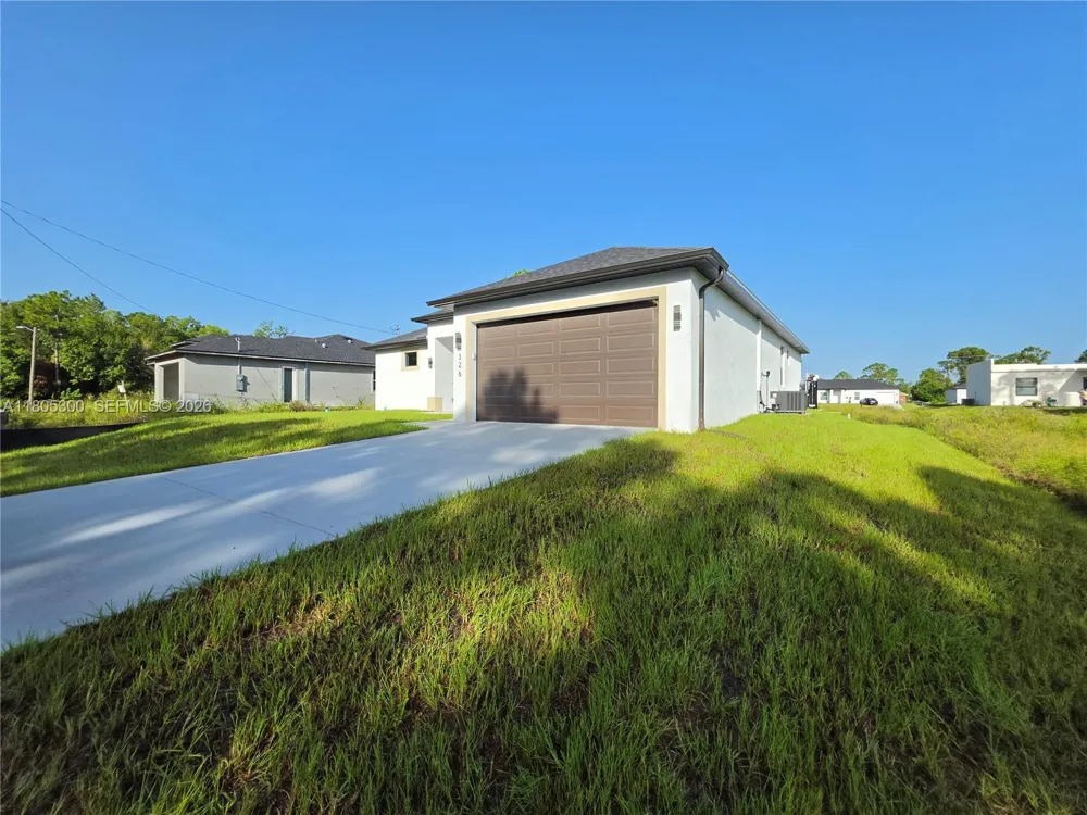 326 Nathan Ave Lehigh Acres, FL 33974