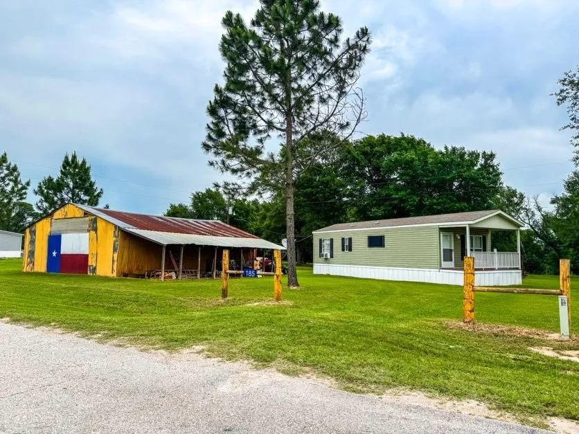 County Road 891 Jewett, TX 75846