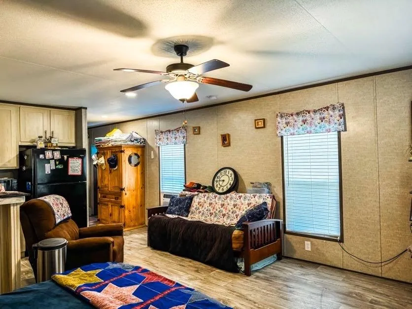 County Road 891 Jewett, TX 75846