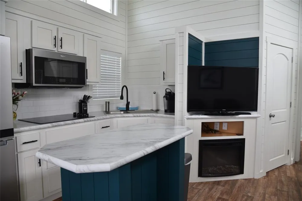 6465 Peninsula Road Kerens, TX 75144