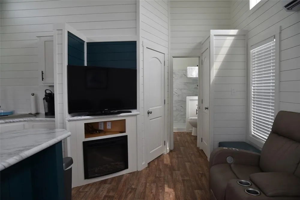 6465 Peninsula Road Kerens, TX 75144