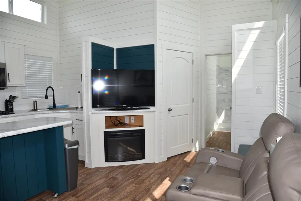 6465 Peninsula Road Kerens, TX 75144