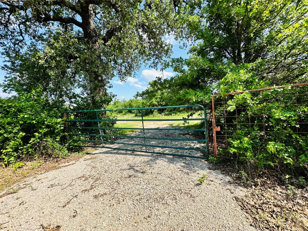 Cr 429 Cross Plains, TX 76443