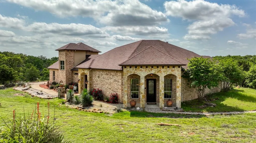 840 Hensley Road Gordon, TX 76453