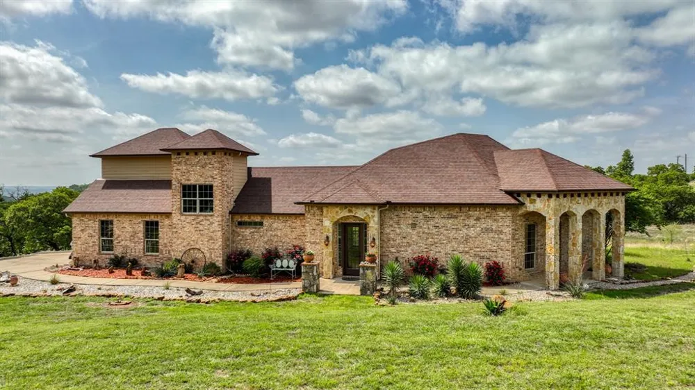 840 Hensley Road Gordon, TX 76453