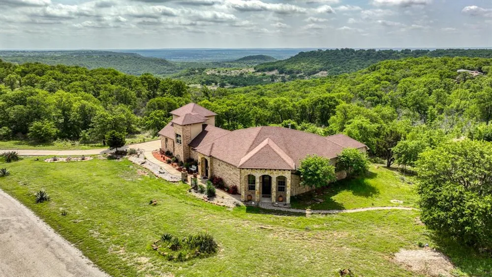 840 Hensley Road Gordon, TX 76453