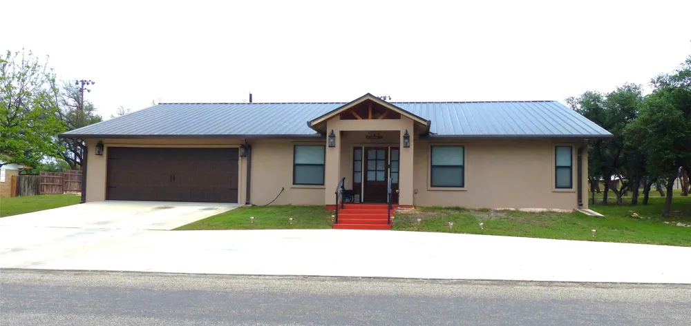 125 Parkview Brady, TX 76825