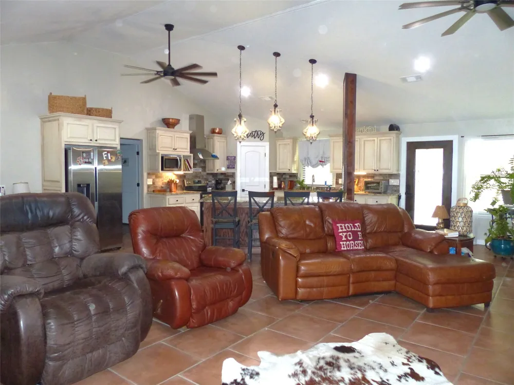 125 Parkview Brady, TX 76825