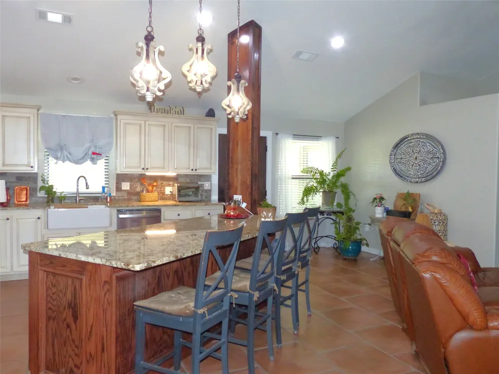125 Parkview Brady, TX 76825