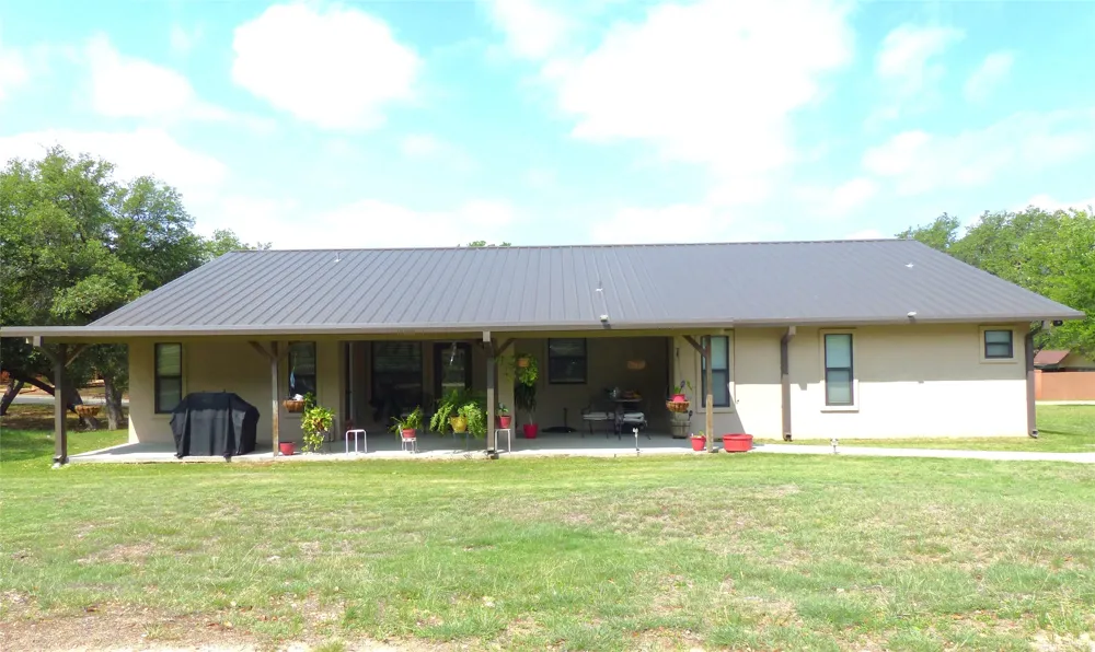 125 Parkview Brady, TX 76825