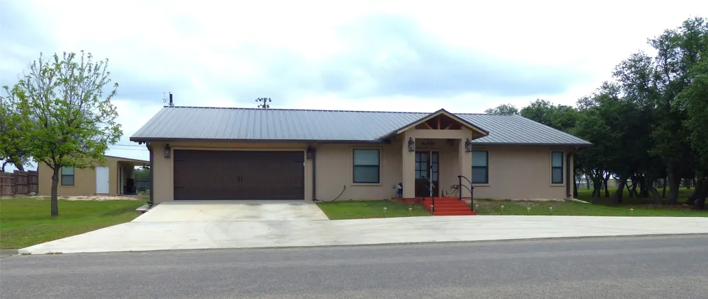 125 Parkview Brady, TX 76825