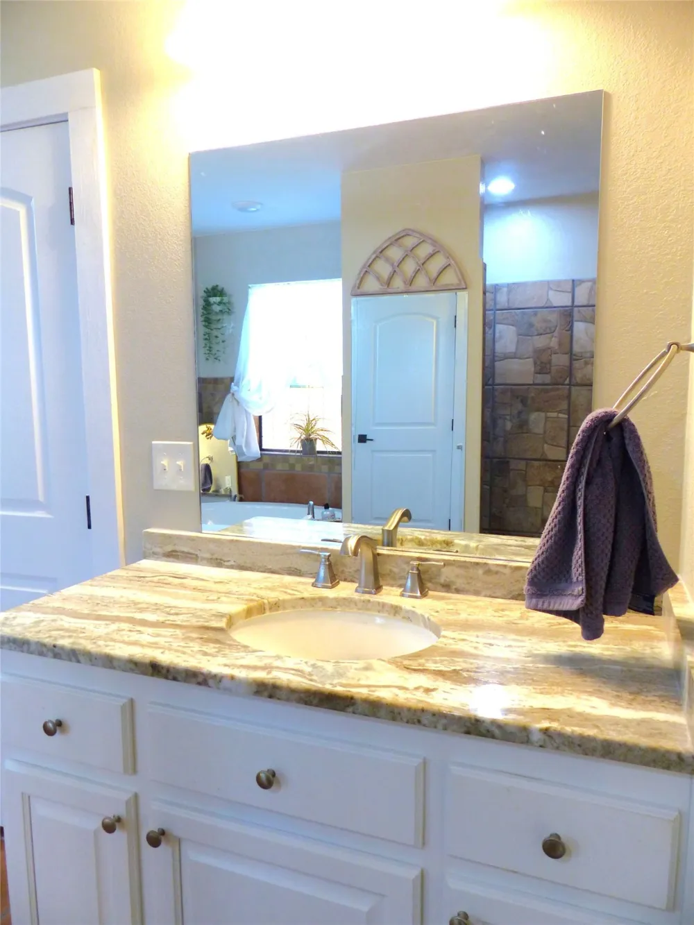 125 Parkview Brady, TX 76825