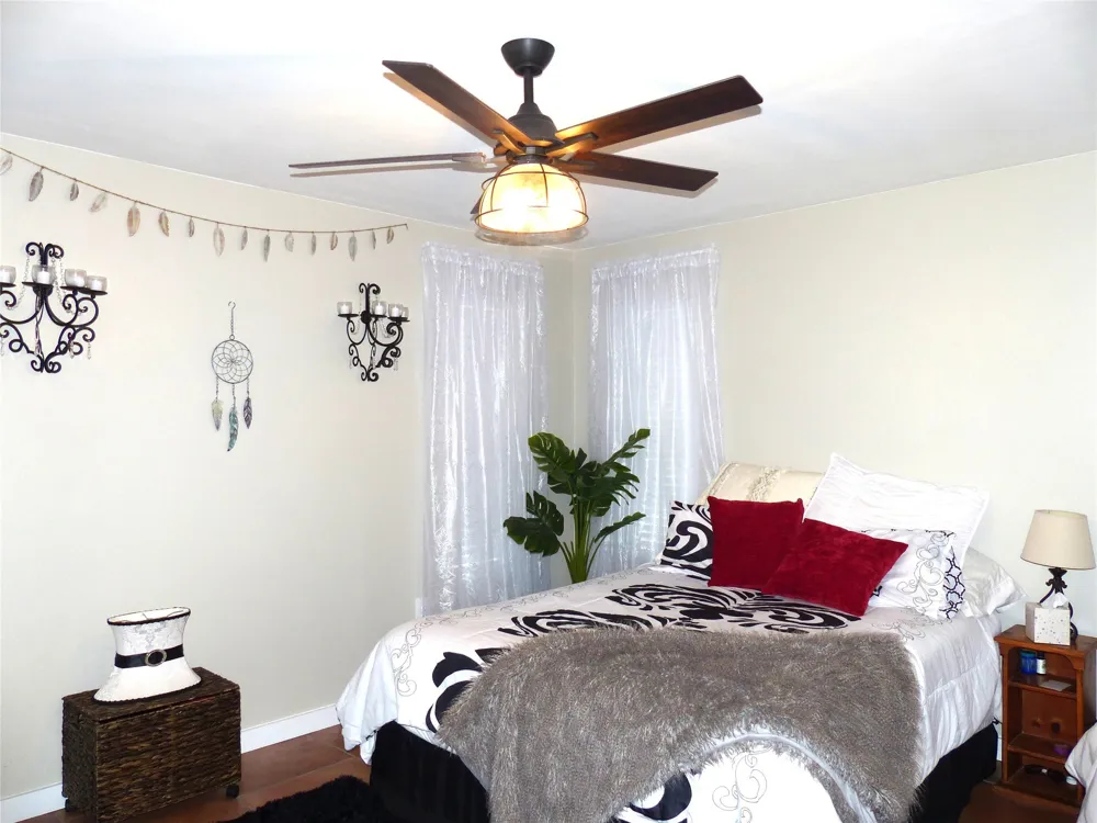 125 Parkview Brady, TX 76825