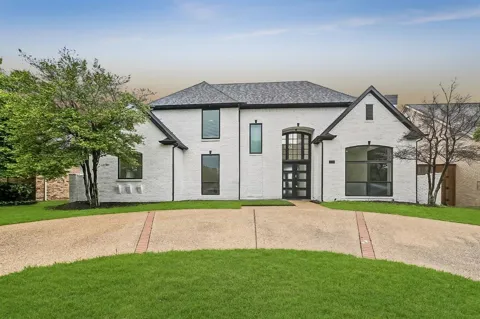 4219 Hollow Oak Drive