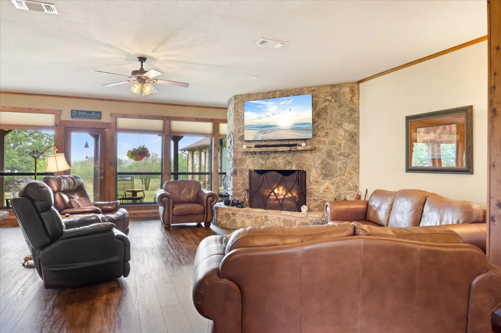 3165 Fm 51 Bluff Dale, TX 76043