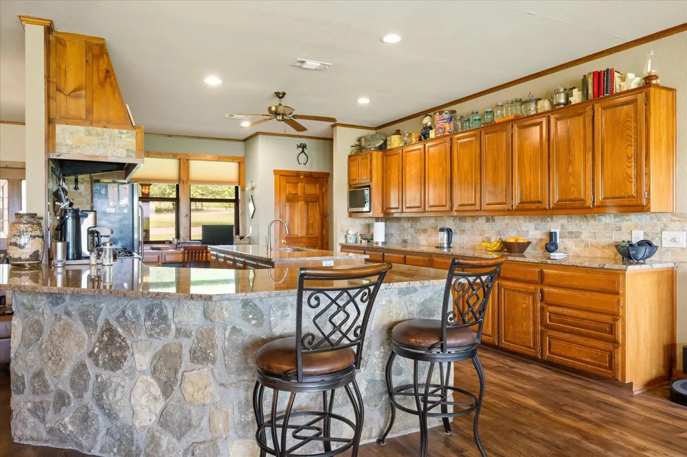 3165 Fm 51 Bluff Dale, TX 76043