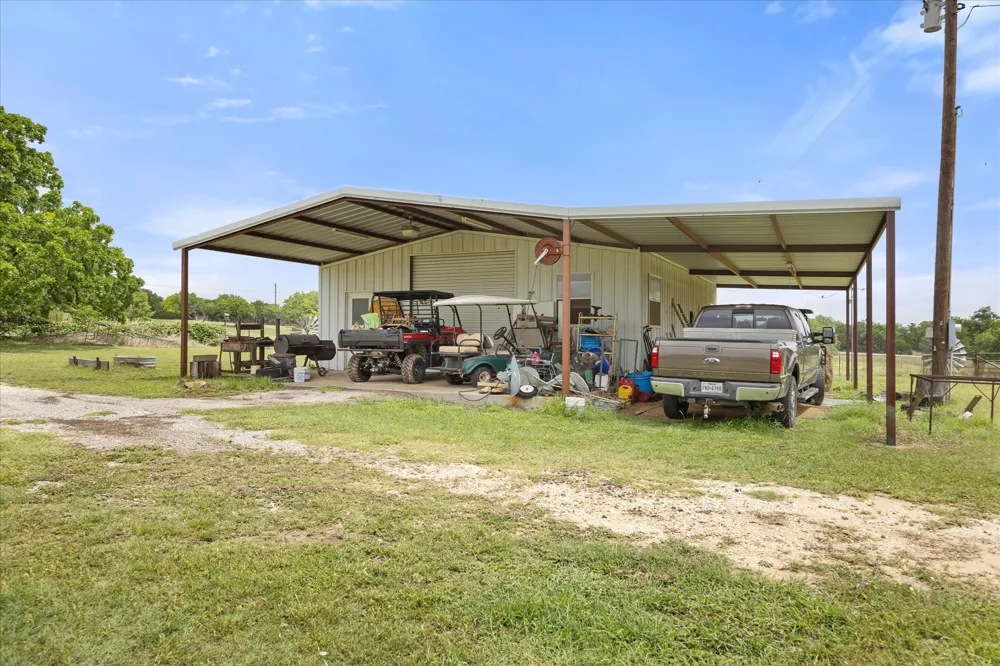 3165 Fm 51 Bluff Dale, TX 76043