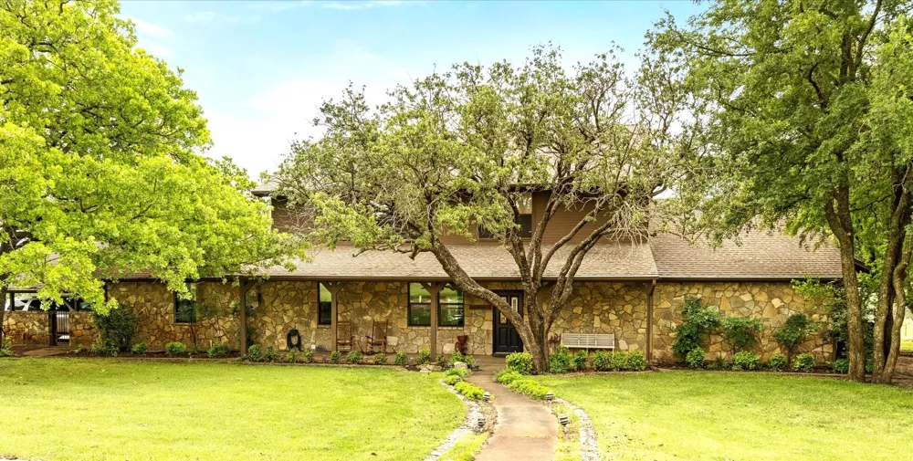 3165 Fm 51 Bluff Dale, TX 76043