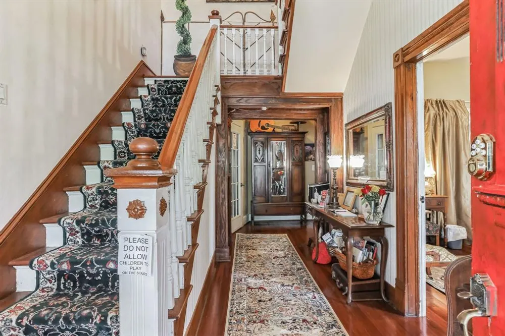 203 W Commerce St San Saba, TX 76877