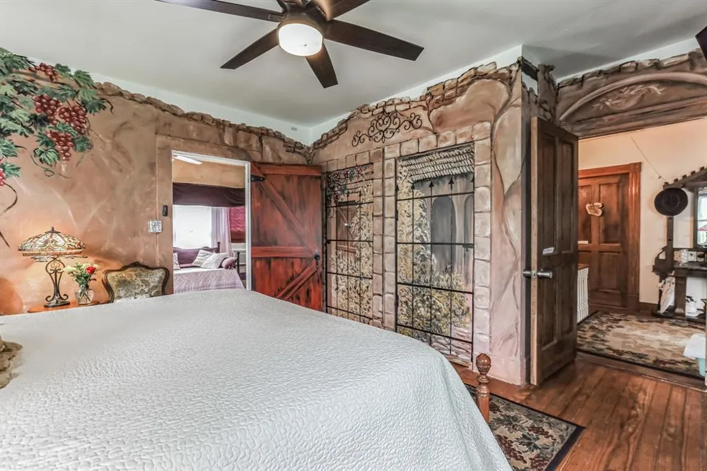 203 W Commerce St San Saba, TX 76877