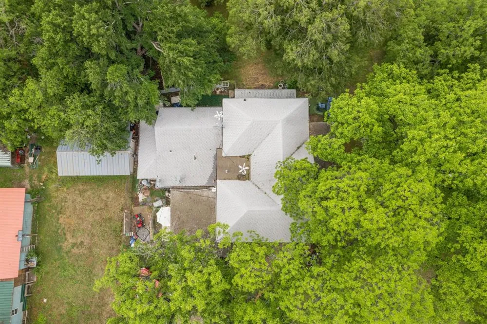 203 W Commerce St San Saba, TX 76877