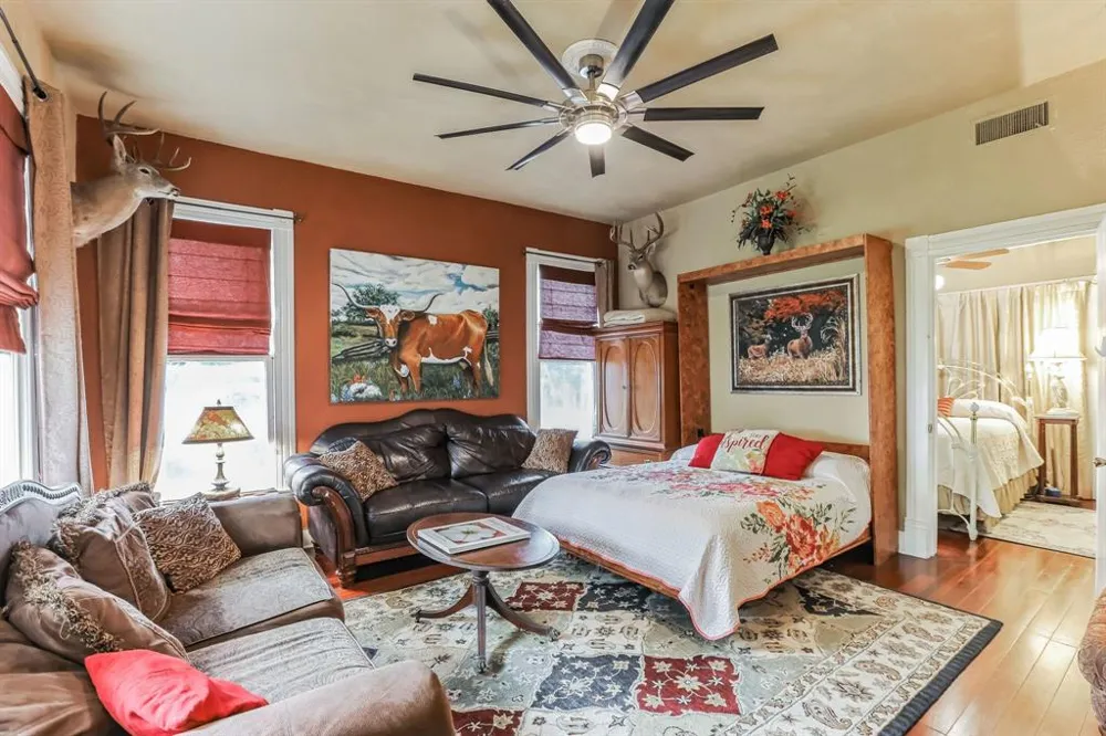203 W Commerce St San Saba, TX 76877
