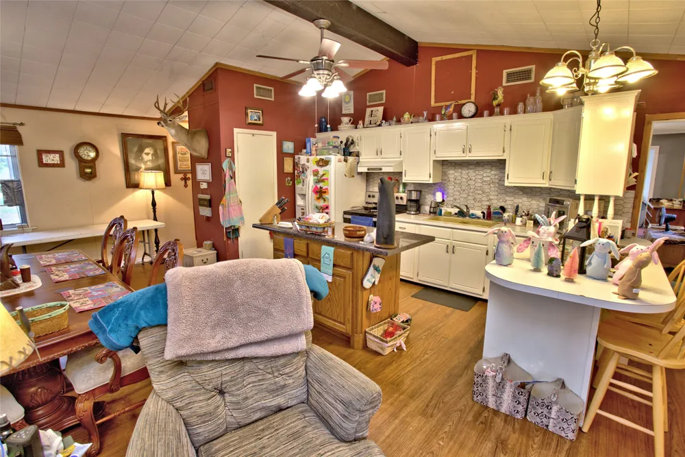 998 County Road 311 Tyler, TX 75706