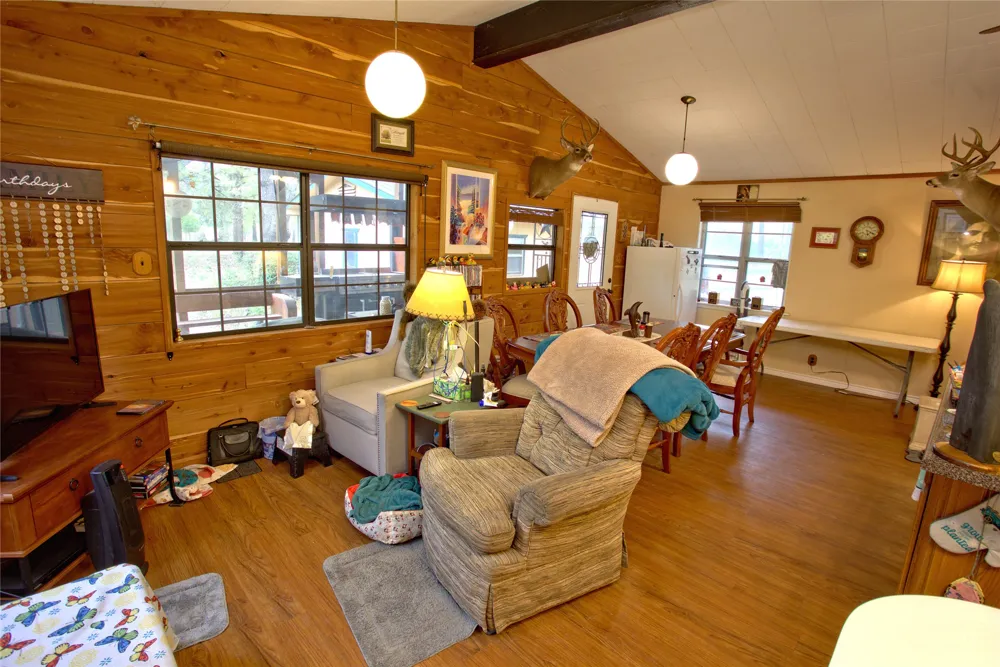 998 County Road 311 Tyler, TX 75706