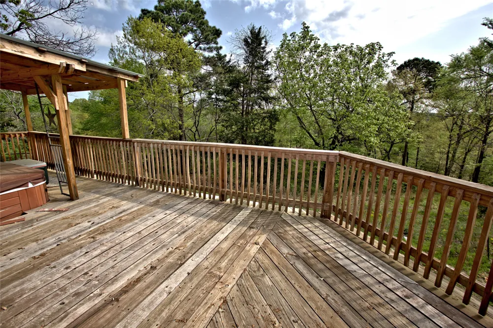 998 County Road 311 Tyler, TX 75706