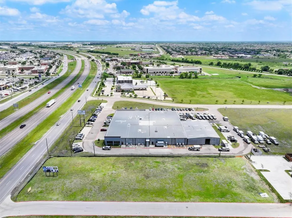 503 E US  80 Forney, TX 75126