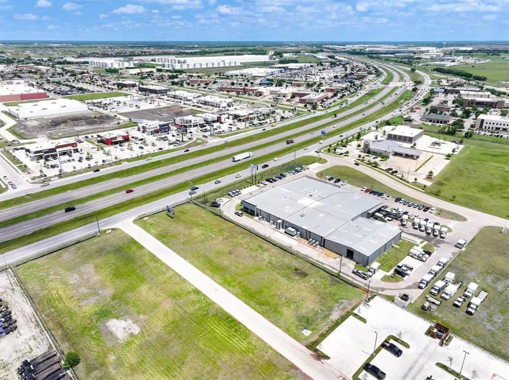 503 E US  80 Forney, TX 75126