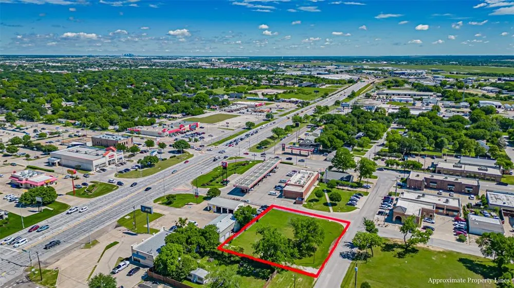 124 Anderson Street Burleson, TX 76028