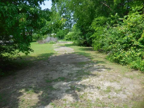 Garrett Avenue