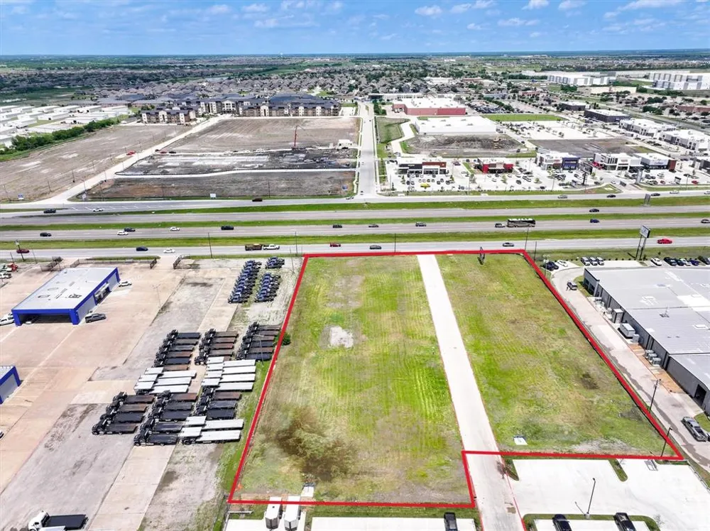 503 E US Highway 80 Forney, TX 75126