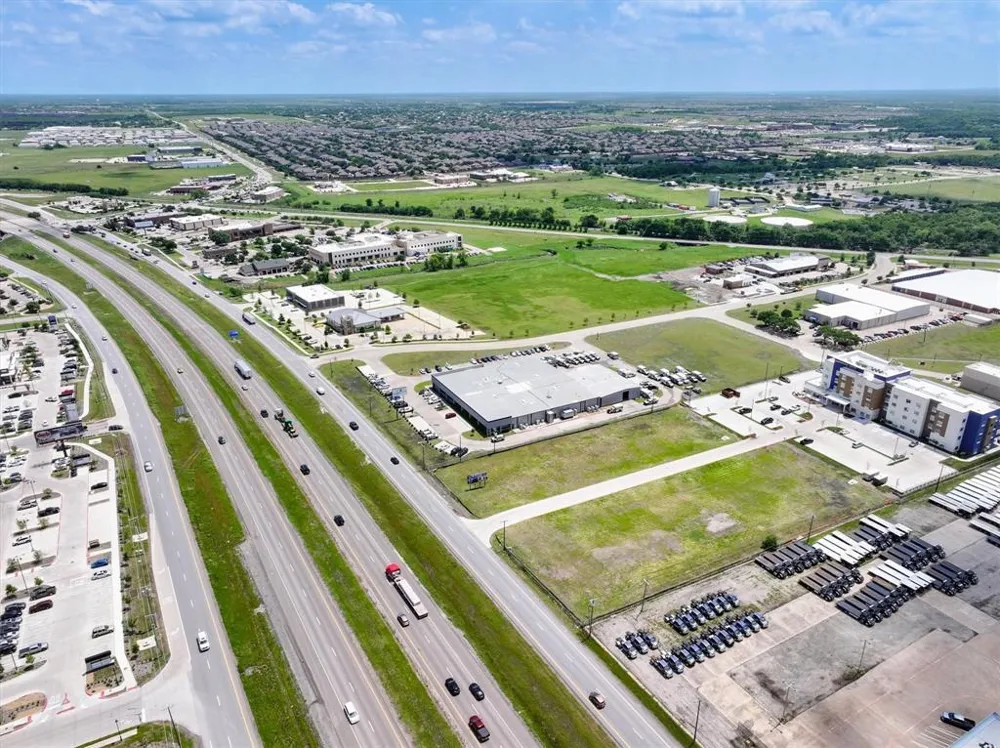 503 E US Highway 80 Forney, TX 75126