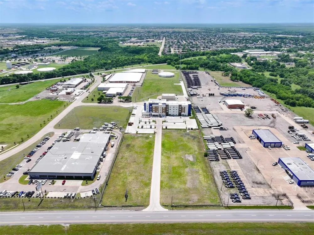 503 E US Highway 80 Forney, TX 75126