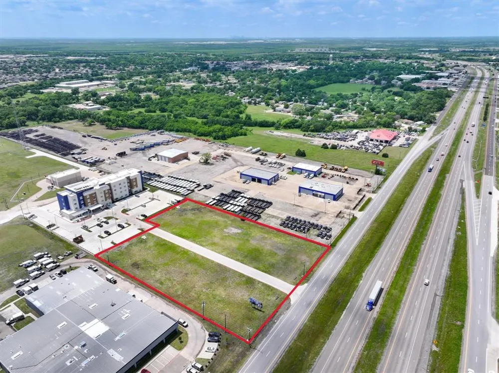 503 E US Highway 80 Forney, TX 75126