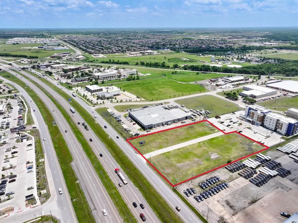 503 E US Highway 80 Forney, TX 75126