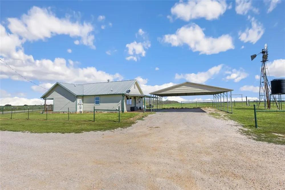 725 County Road 520 Evant, TX 76525