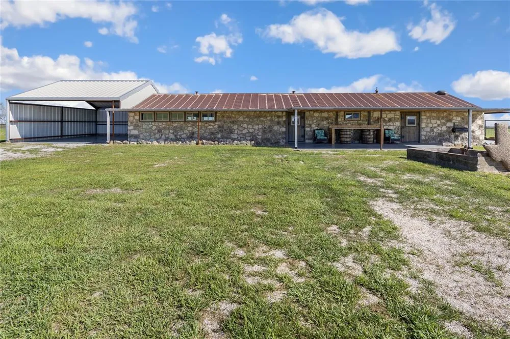 725 County Road 520 Evant, TX 76525